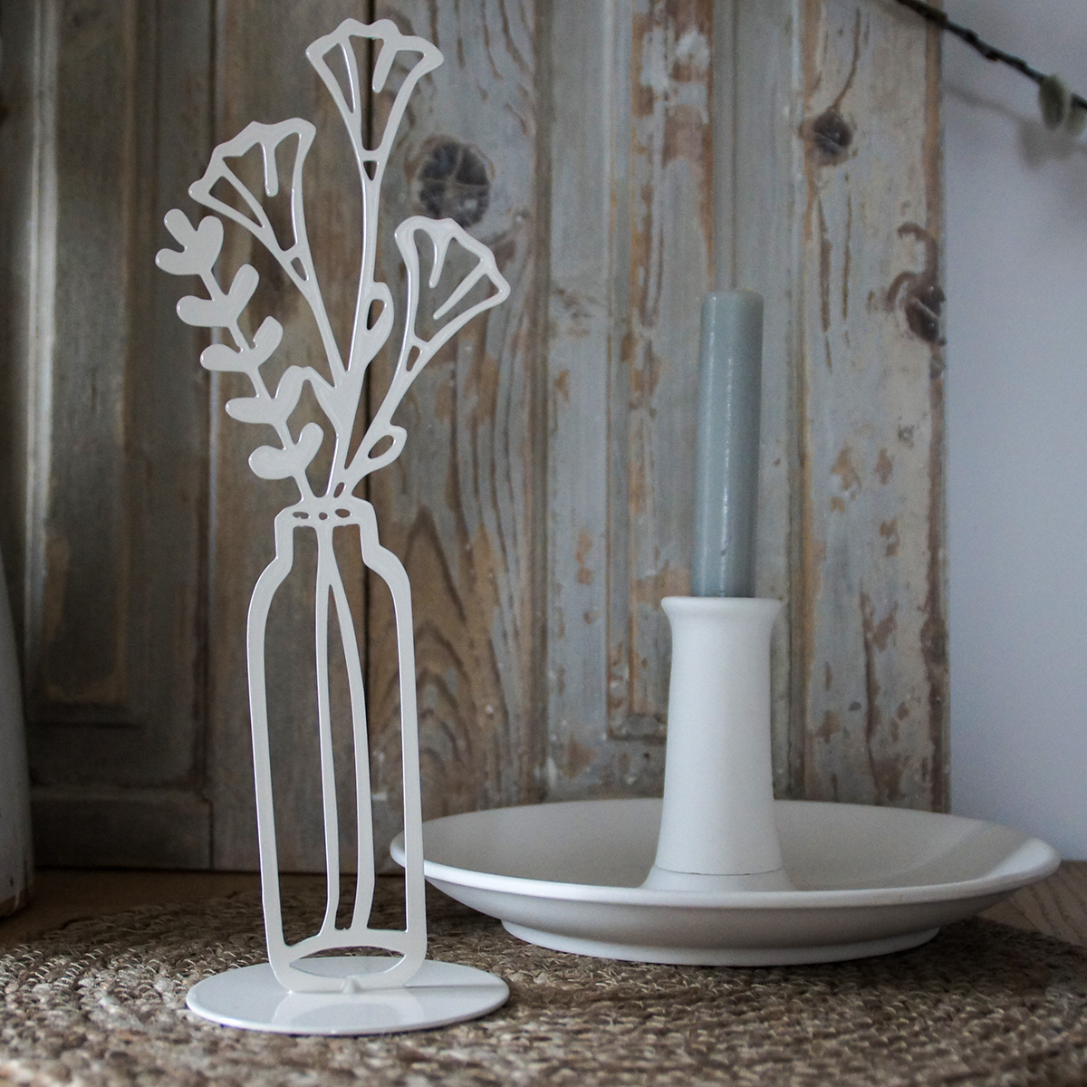 Blumenvase mit Nelken aus Metall in 4 Farben